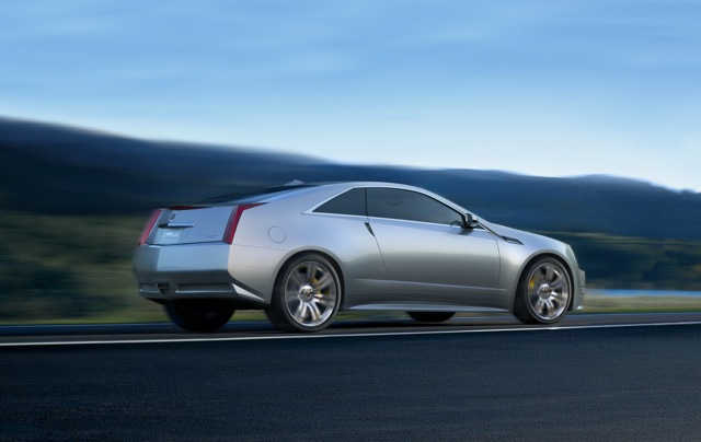 Cadillac CTS Coupe 2011